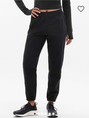 EUC! Athleta Crosstrain Jogger / Black~ S
